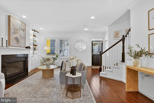 $725,000 | 2247 Mt View Place Southeast, Washington, DC 20020