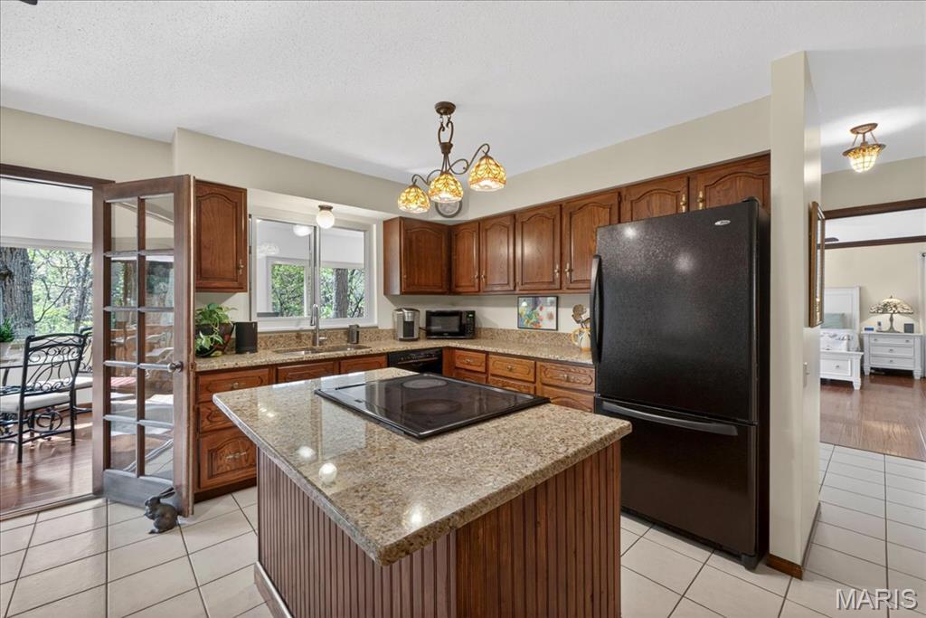 1517 Lingonberry Court High Ridge, MO 63049 - Photo 16 of 45