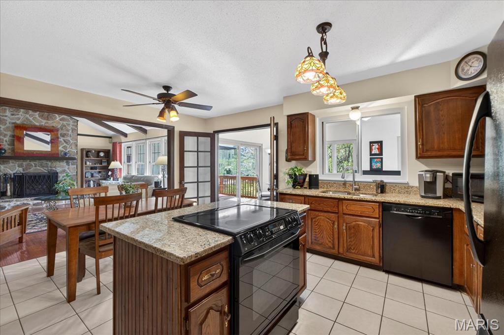 1517 Lingonberry Court High Ridge, MO 63049 - Photo 17 of 45