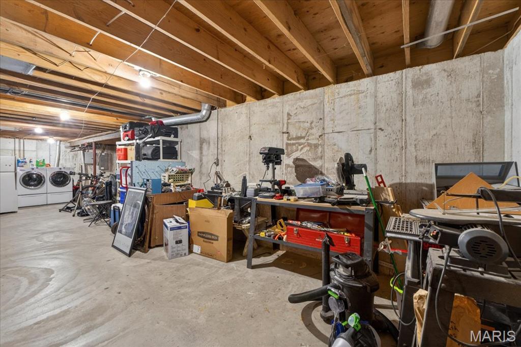 1517 Lingonberry Court High Ridge, MO 63049 - Photo 37 of 45