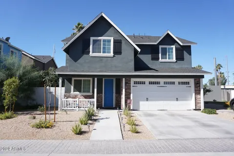 $2,575 | 13820 North 7th Way, Phoenix, AZ 85022