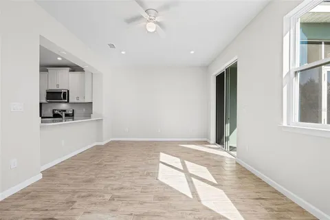 $370,000 | 11844 Sky Acrs Terrace, Bradenton, FL 34211