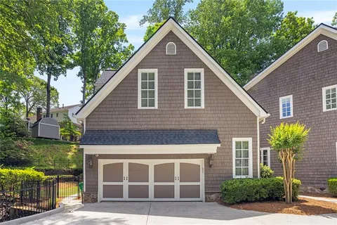 $1,300,000 | 1863 Baynham Drive, Dunwoody, GA 30338