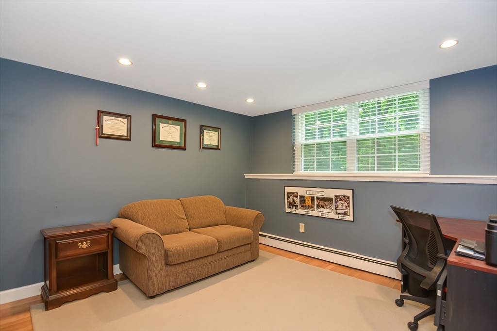 45 Jacqueline Road, Unit 2 Waltham, MA 02452 - Photo 1 of 19 Gallery Image 1