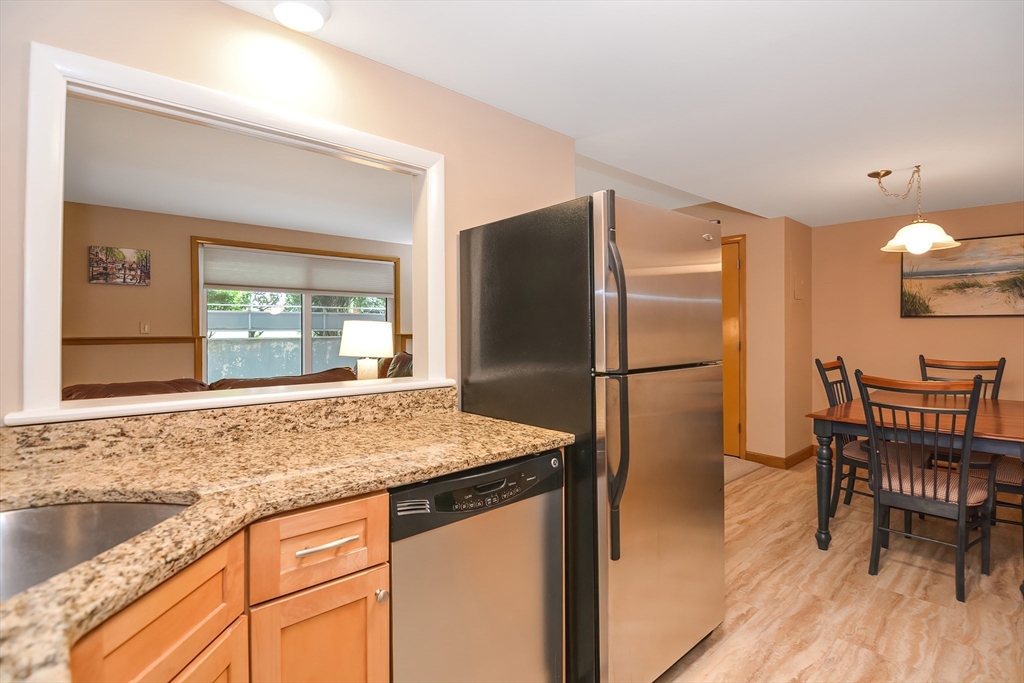 45 Jacqueline Road, Unit 2 Waltham, MA 02452 - Photo 13 of 19 Gallery Image 13
