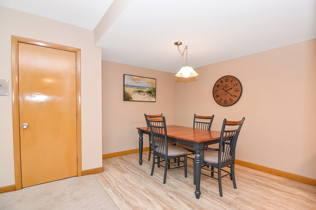 45 Jacqueline Road, Unit 2 Waltham, MA 02452 - Photo 9 of 19 Gallery Image 9