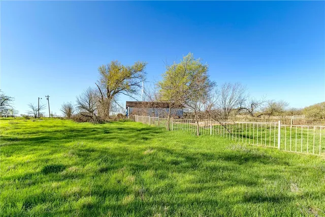 $552,000 | 8932 FM 339 Road, Mount Calm, TX 76673