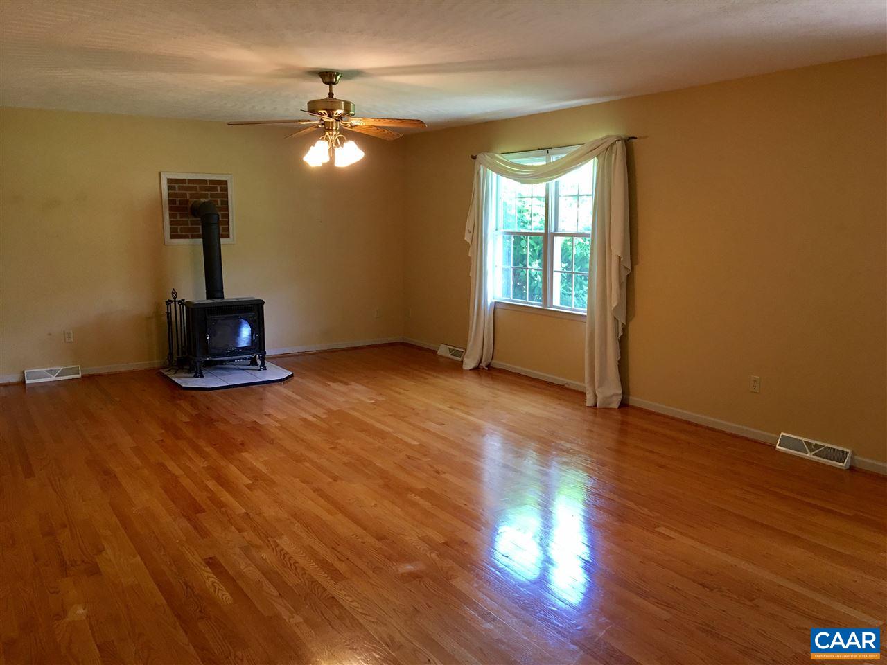 258 Poplar Lake Road Stanardsville, VA 22973 - Photo 7 of 25 Gallery Image 7