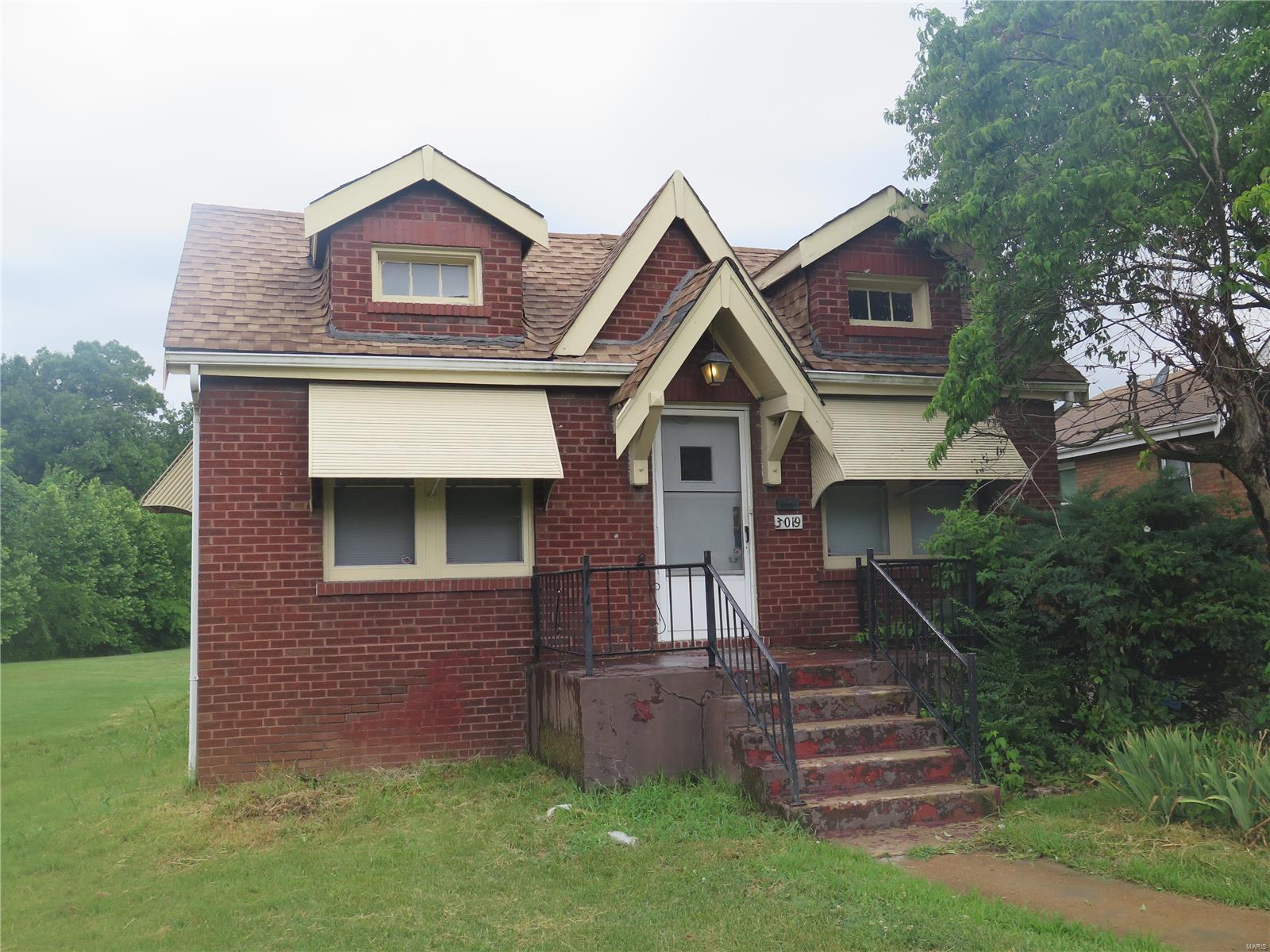 3019 North Hanley Road St. Louis, MO 63121 - Photo 1 of 13 Gallery Image 1
