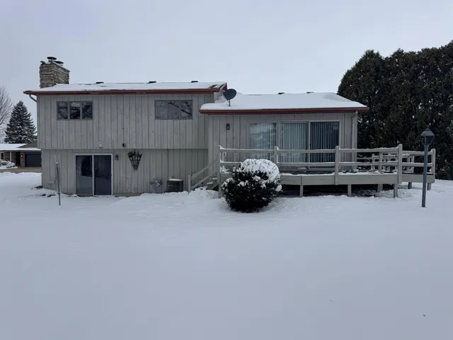 $310,000 | 230 11th Avenue, Monroe, WI 53566