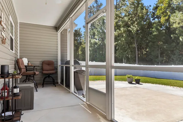 $292,500 | 212 Baylee Circle, Galivants Ferry, SC 29544