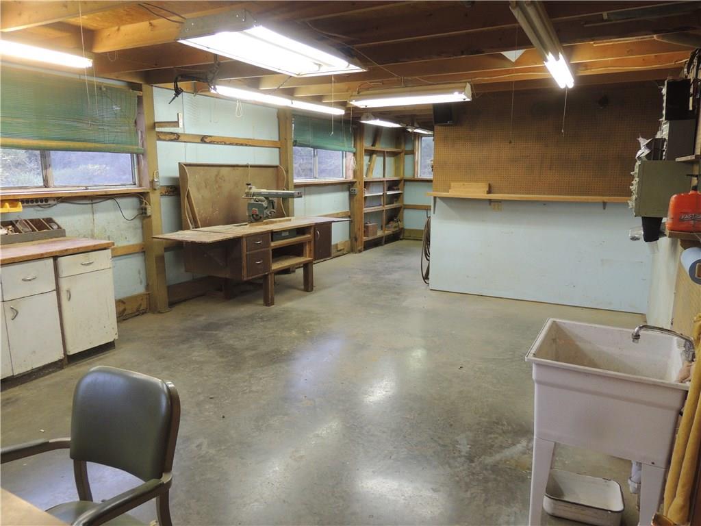 4335 Tuscarawas Road Beaver, PA 15009 - Photo 22 of 25
