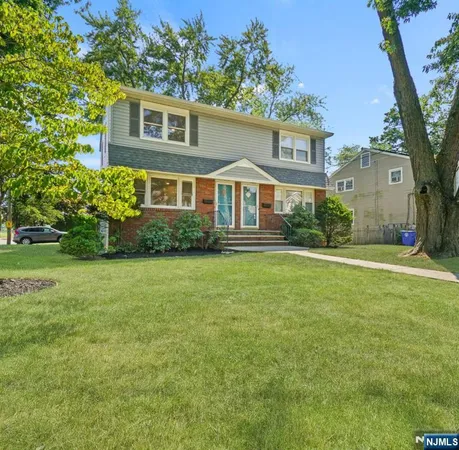 $3,600 | 100 Cortlandt Place, Tenafly, NJ 07670