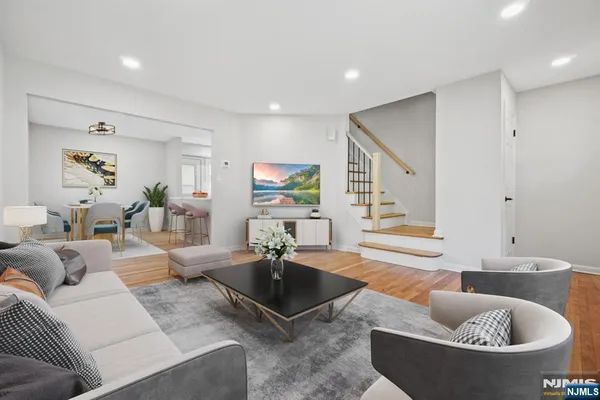 $3,600 | 100 Cortlandt Place, Tenafly, NJ 07670