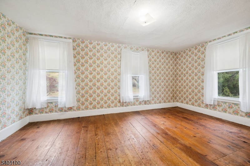 105 Butler Road Asbury, NJ 08802 - Photo 13 of 44