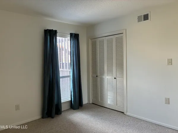 $153,400 | 107 Molokai Villiage, Unit B, Diamondhead, MS 39525