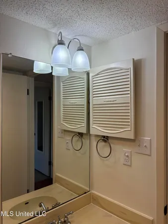 $153,400 | 107 Molokai Villiage, Unit B, Diamondhead, MS 39525