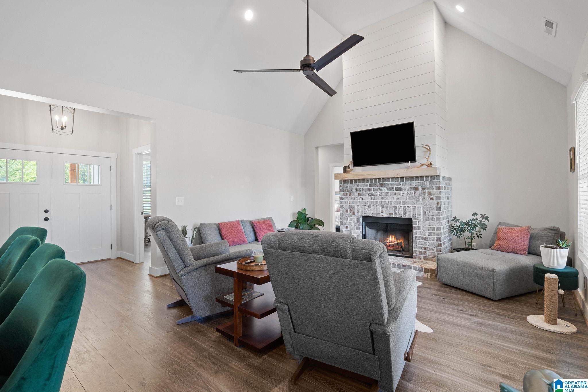 60 Old Rd Way Cropwell, AL 35054 - Photo 8 of 48