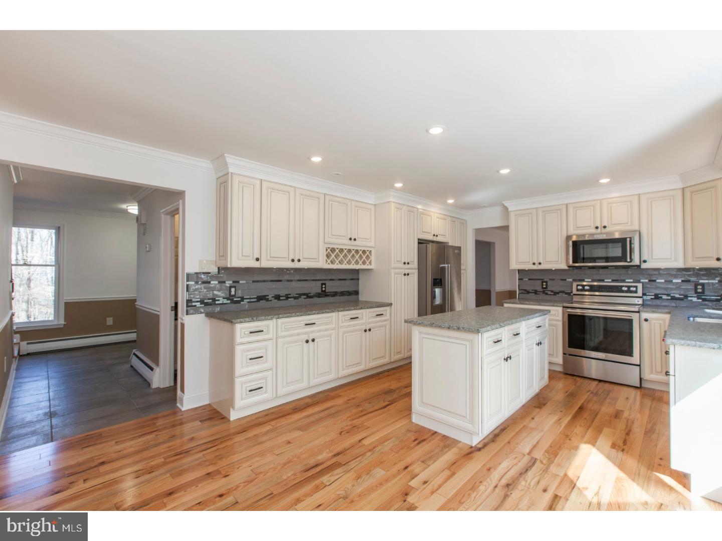 490 Mitchford Road Wayne, PA 19087 - Photo 9 of 25