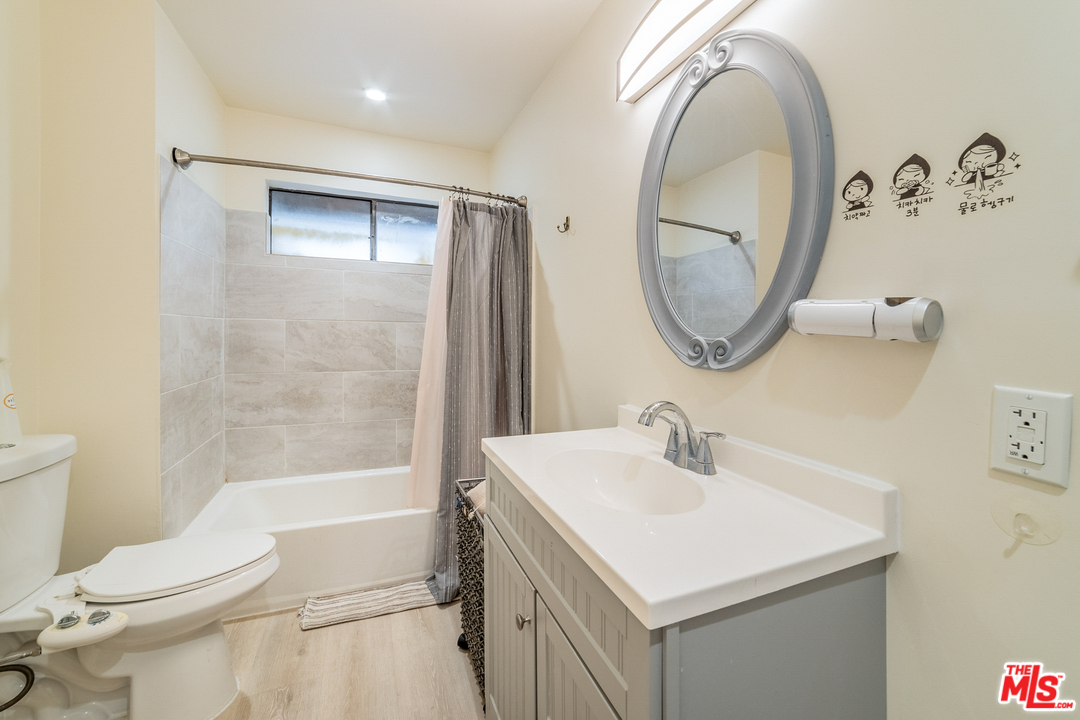 185 South Virgil Avenue Los Angeles, CA 90004 - Photo 13 of 31