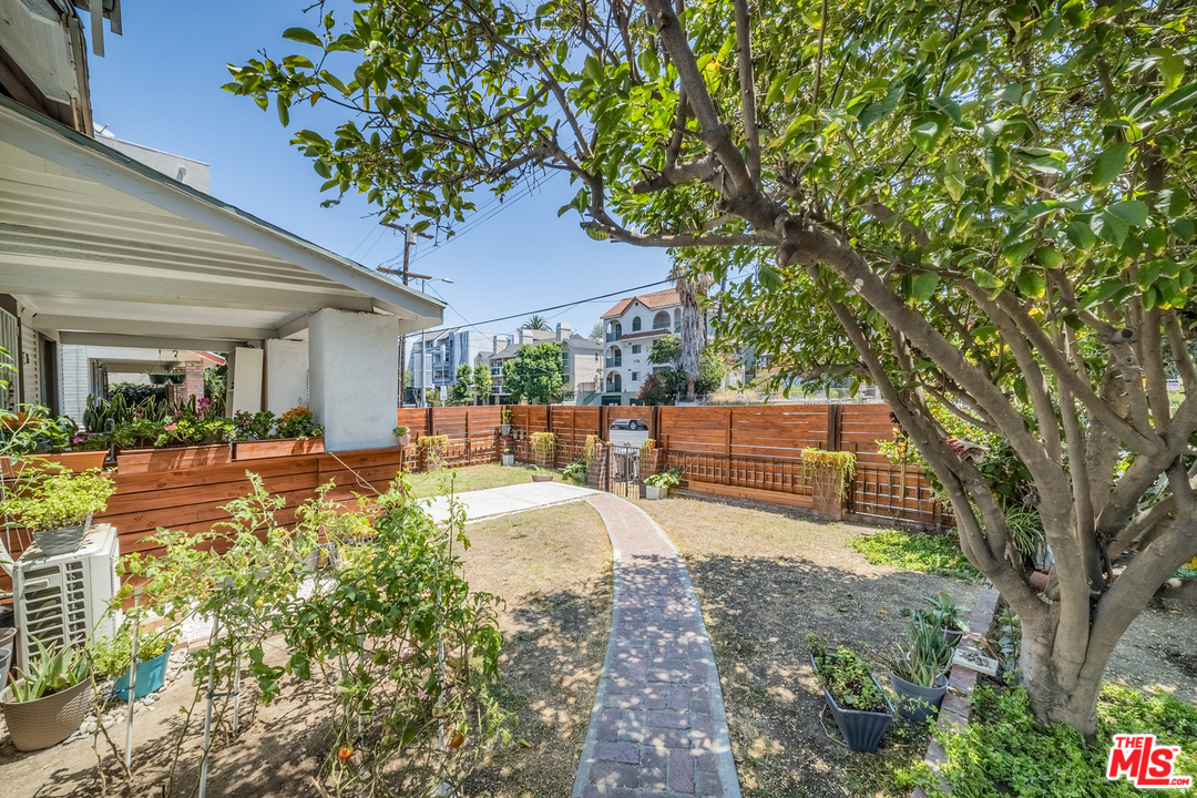 185 South Virgil Avenue Los Angeles, CA 90004 - Photo 20 of 31