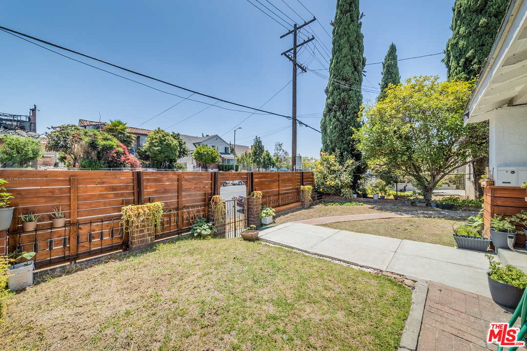 185 South Virgil Avenue Los Angeles, CA 90004 - Photo 21 of 31