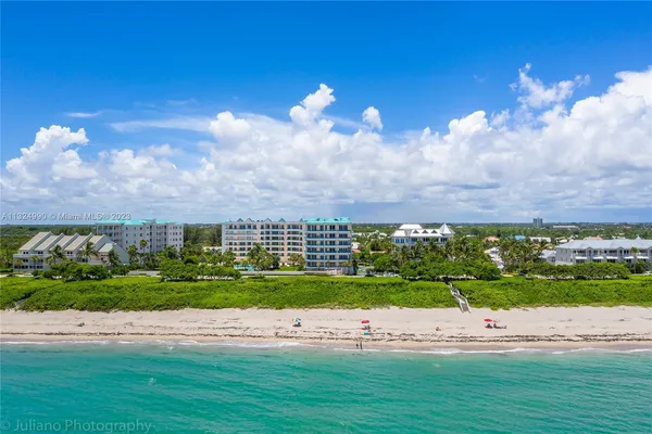 $16,000 | 3000 Florida A1A, Unit 302, Daytona Beach, FL 32118