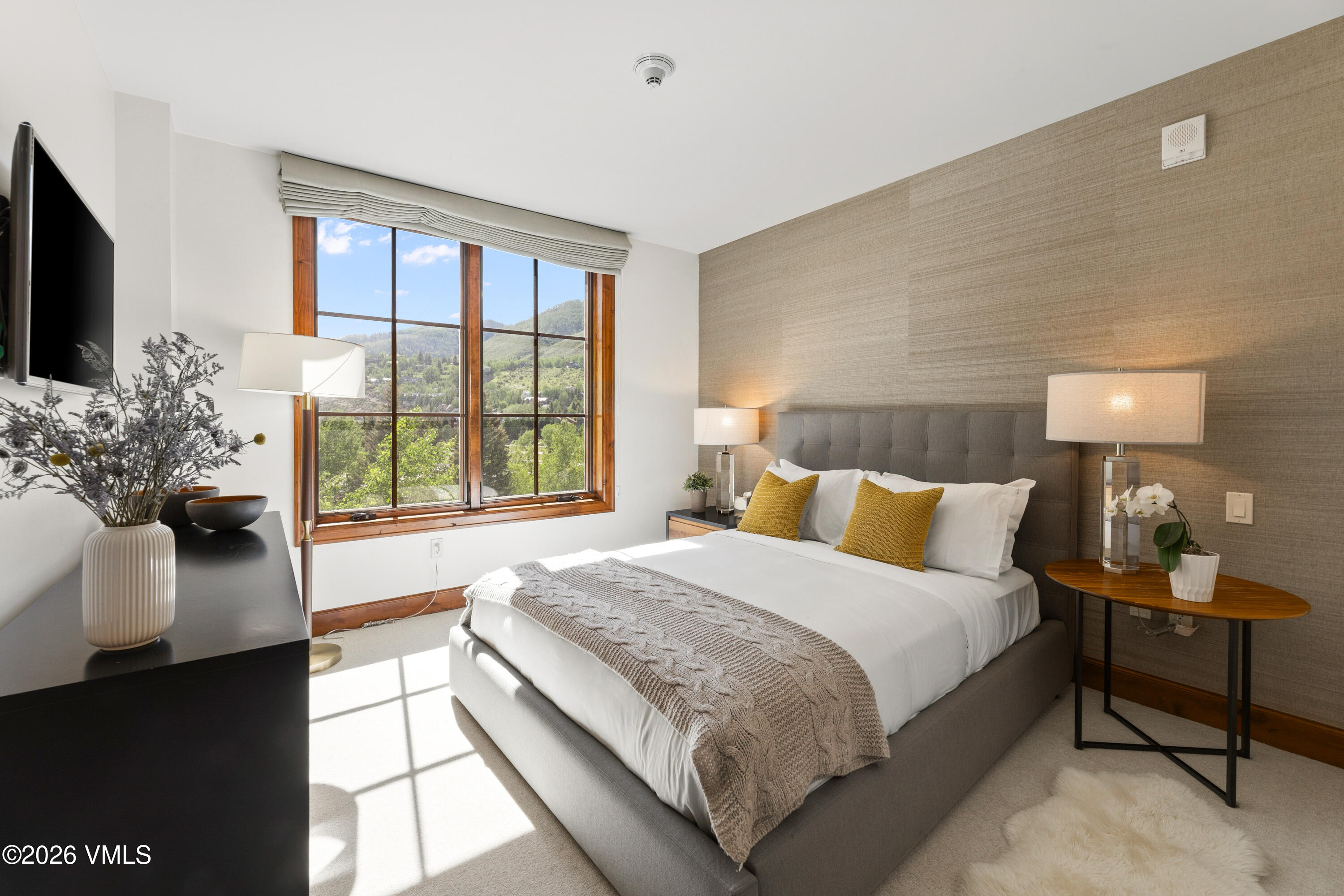 728 West Lionshead Circle, Unit R514 Vail, CO 81657 - Photo 31 of 36 3 Bedroom guest suite
