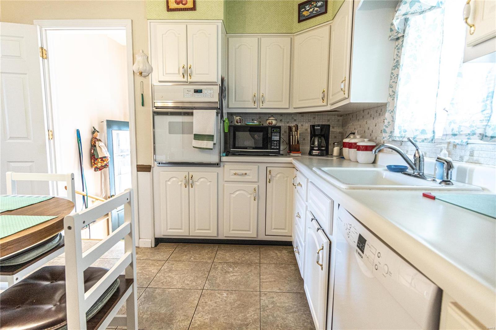 3505 Johnson Road Granite City, IL 62040 - Photo 13 of 57