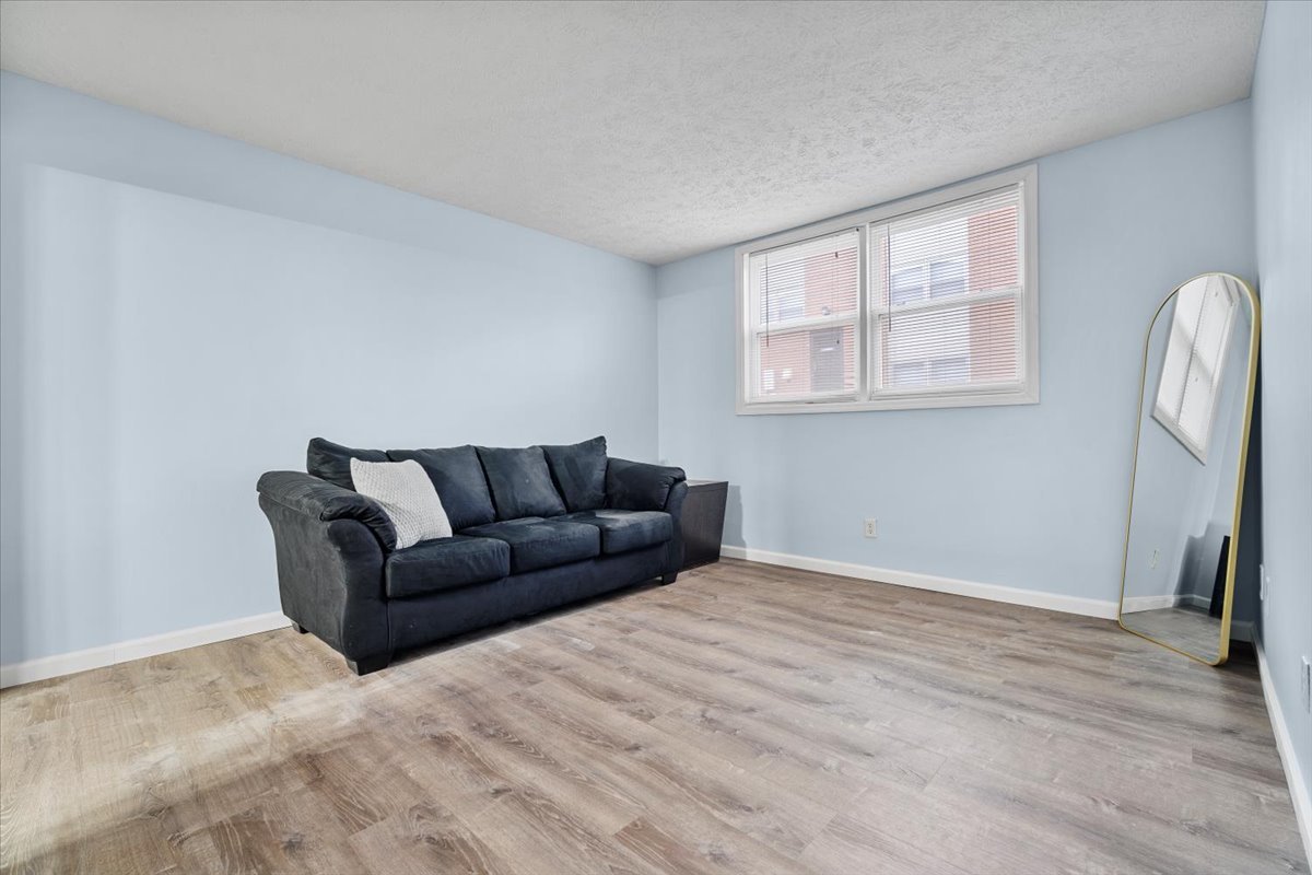 10 Willedrob Road, Unit 7 Bloomington, IL 61701 - Photo 11 of 17 Gallery Image 11