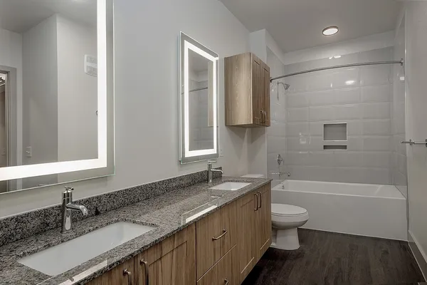 $2,082 | 8900 Six Pines Drive, Unit 125, The Woodlands, TX 77380