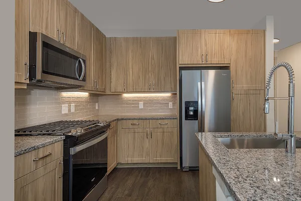 $2,082 | 8900 Six Pines Drive, Unit 125, The Woodlands, TX 77380