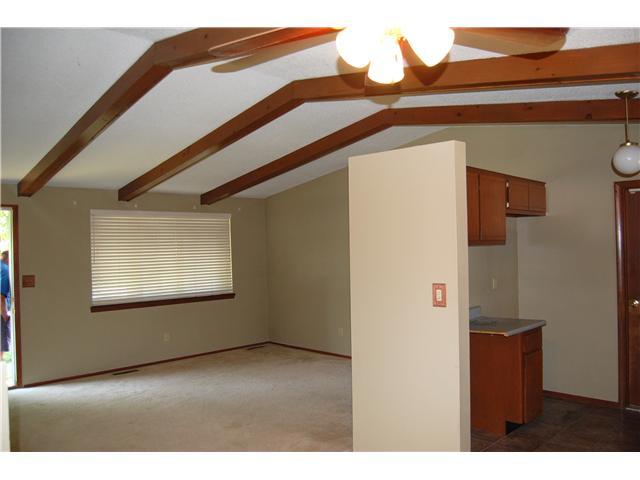 2506 Lipton Road Columbus, OH 43232 - Photo 3 of 9 Gallery Image 3