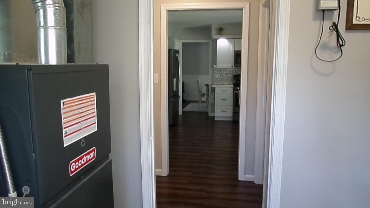 129 Country Lane Sicklerville, NJ 08081 - Photo 32 of 53