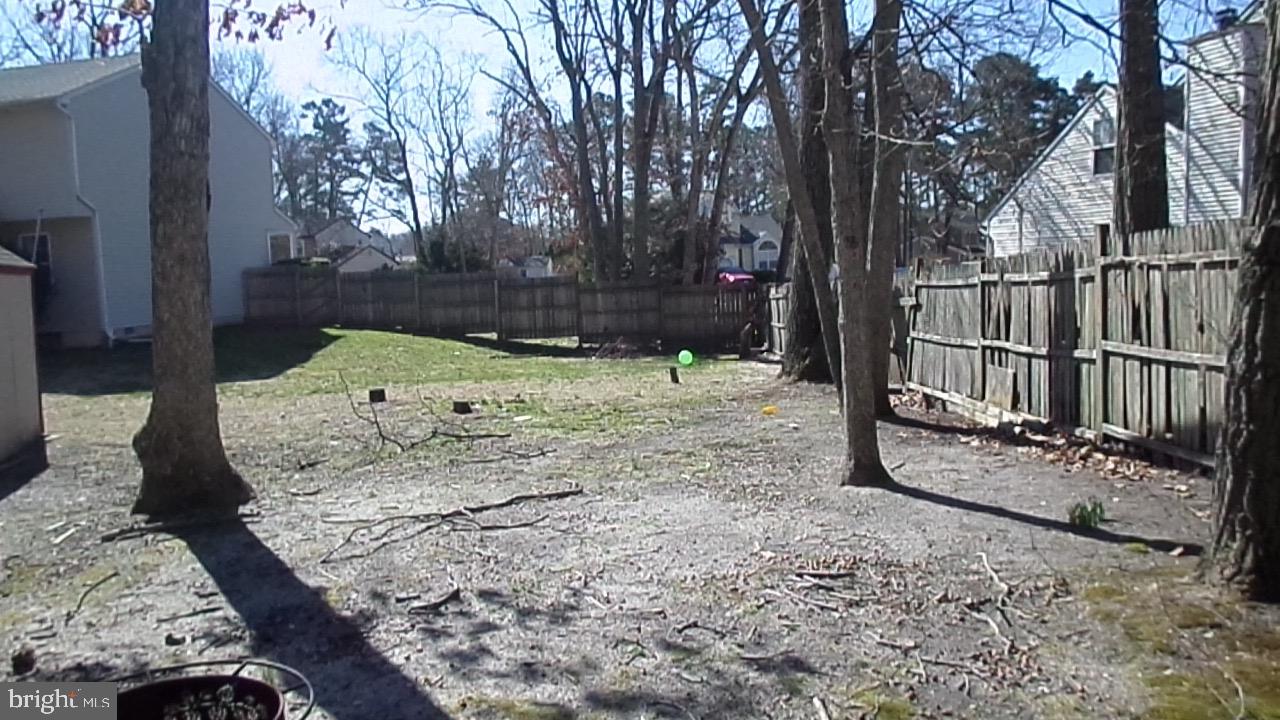 129 Country Lane Sicklerville, NJ 08081 - Photo 51 of 53 a backyard of a house with lots of green space