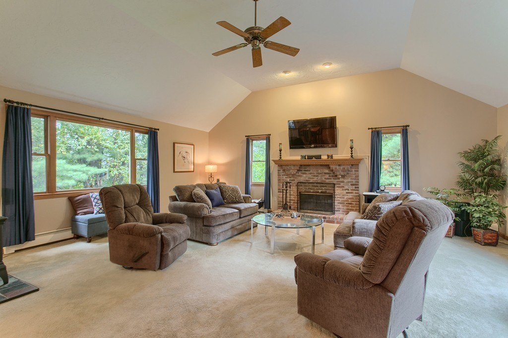 88 Spectacle Pond Road Littleton, MA 01460 - Photo 8 of 30 Gallery Image 8