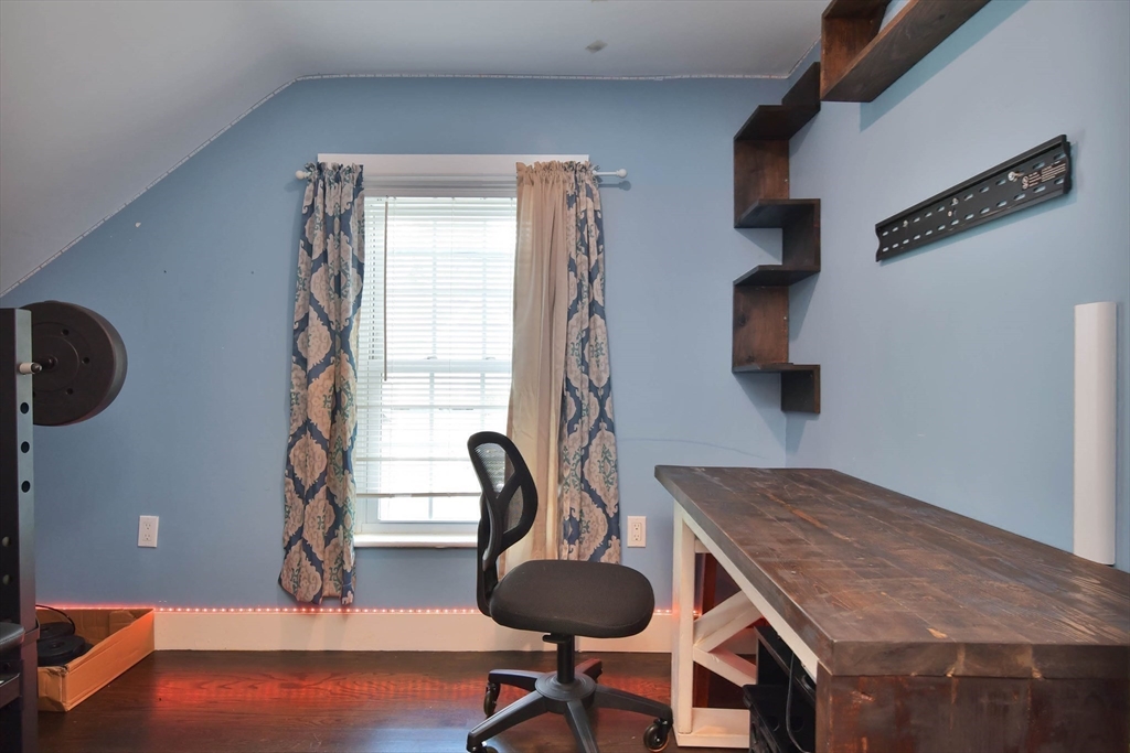15 Balcomb Street Salem, MA 01970 - Photo 27 of 42 a dining room with furniture and window