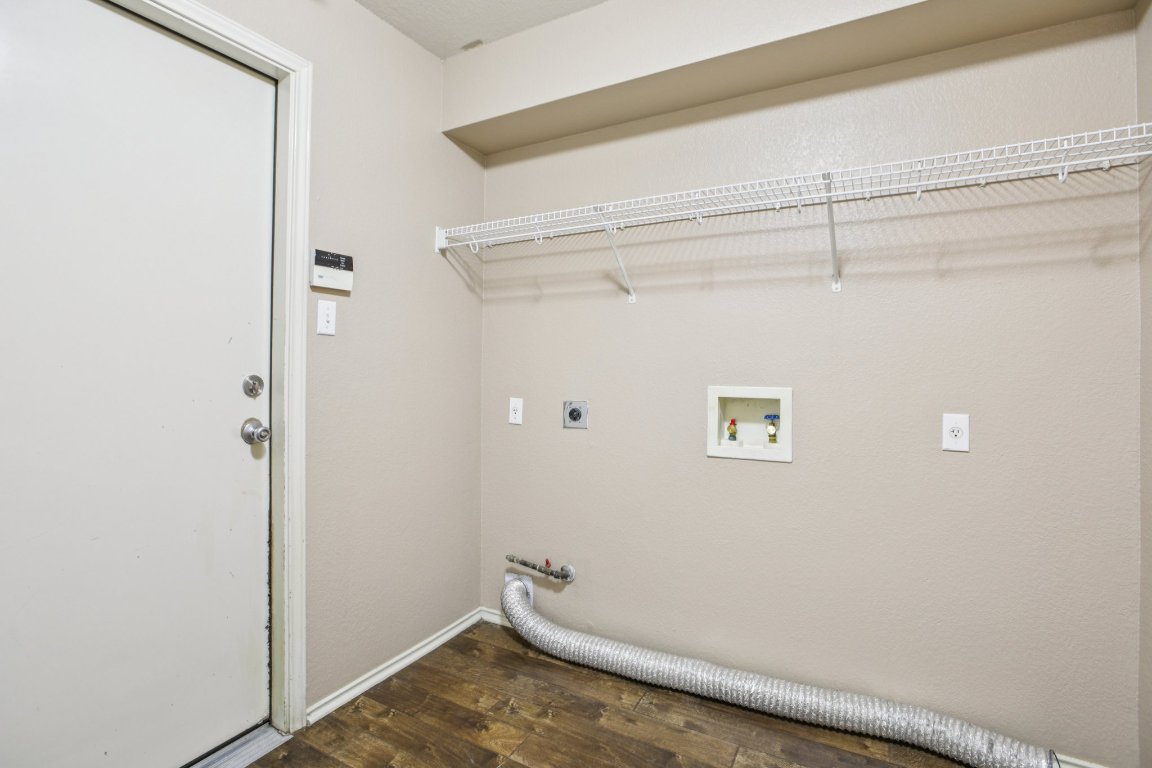 1132 Pine Portage Loop Leander, TX 78641 - Photo 14 of 39 a view of small space