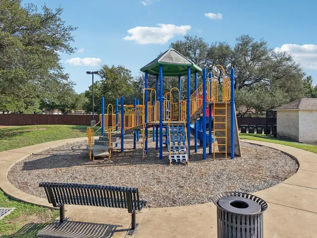 $1,975 | 1132 Pine Portage Loop, Leander, TX 78641