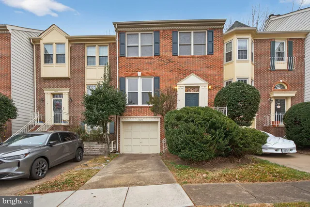 $2,750 | 12655 Wimbley Lane, Woodbridge, VA 22192