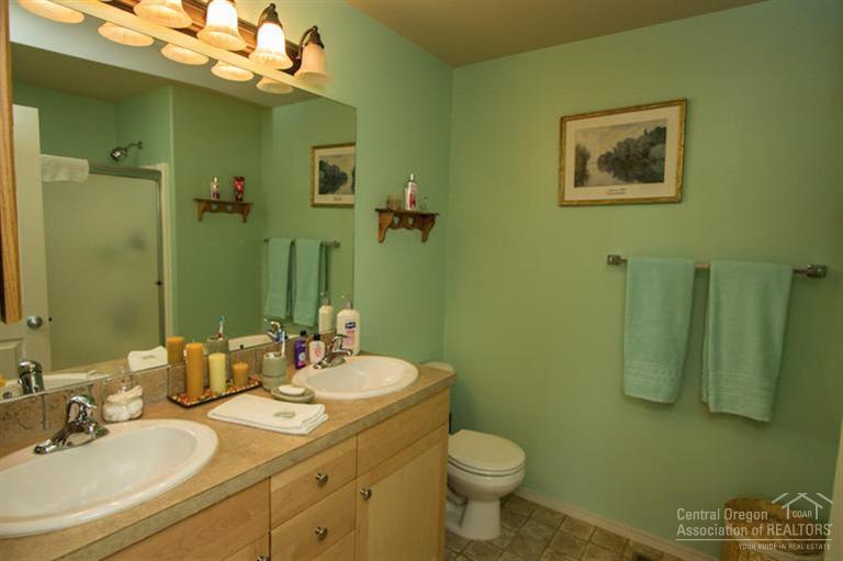 20512 Rolen Avenue Bend, OR 97702 - Photo 18 of 25 Additional Photo