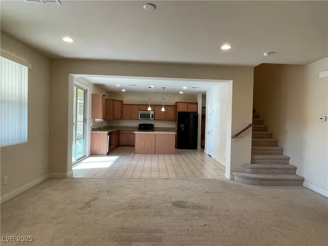 $2,350 | 315 Bridgeton Cross Court, Las Vegas, NV 89148