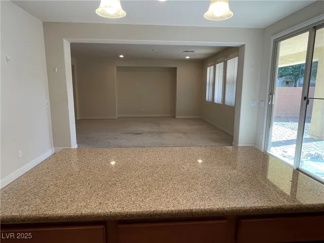 $2,350 | 315 Bridgeton Cross Court, Las Vegas, NV 89148