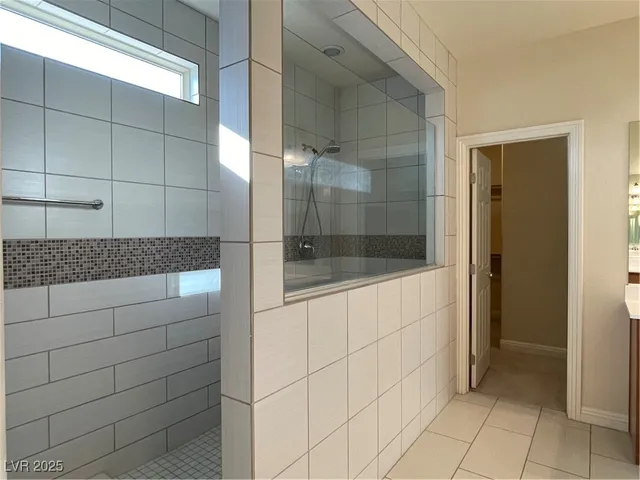 $2,350 | 315 Bridgeton Cross Court, Las Vegas, NV 89148