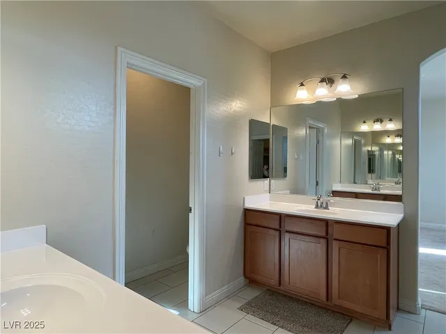 $2,350 | 315 Bridgeton Cross Court, Las Vegas, NV 89148