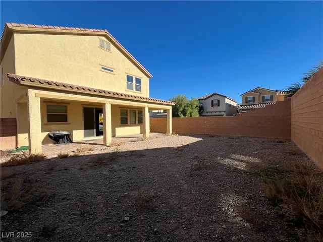 $2,350 | 315 Bridgeton Cross Court, Las Vegas, NV 89148