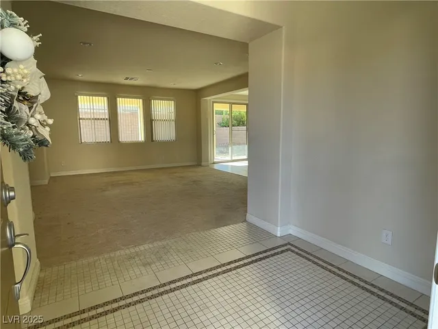 $2,350 | 315 Bridgeton Cross Court, Las Vegas, NV 89148