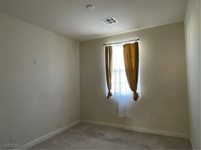 $2,350 | 315 Bridgeton Cross Court, Las Vegas, NV 89148