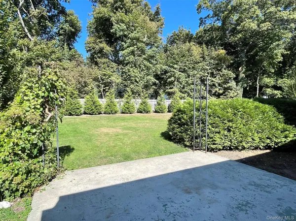 $4,500 | 77 Boulevard Avenue, Greenlawn, NY 11740