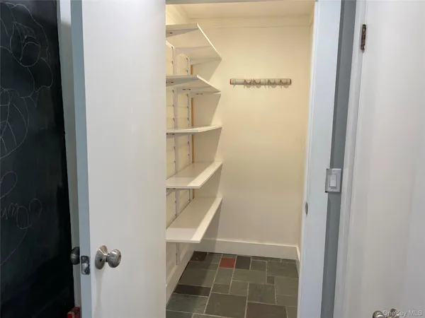 $4,500 | 77 Boulevard Avenue, Greenlawn, NY 11740